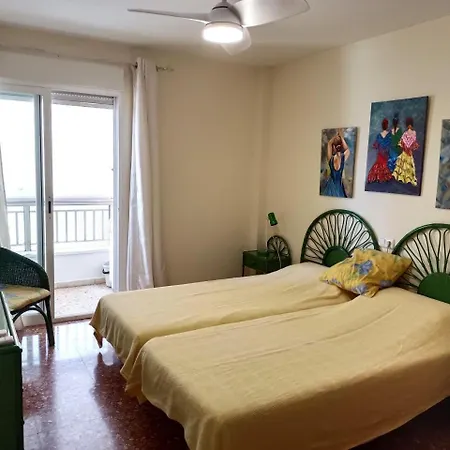 Beautiful Beachfront Daire