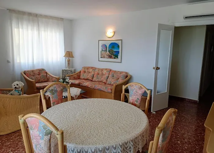 Beautiful Beachfront Apartment